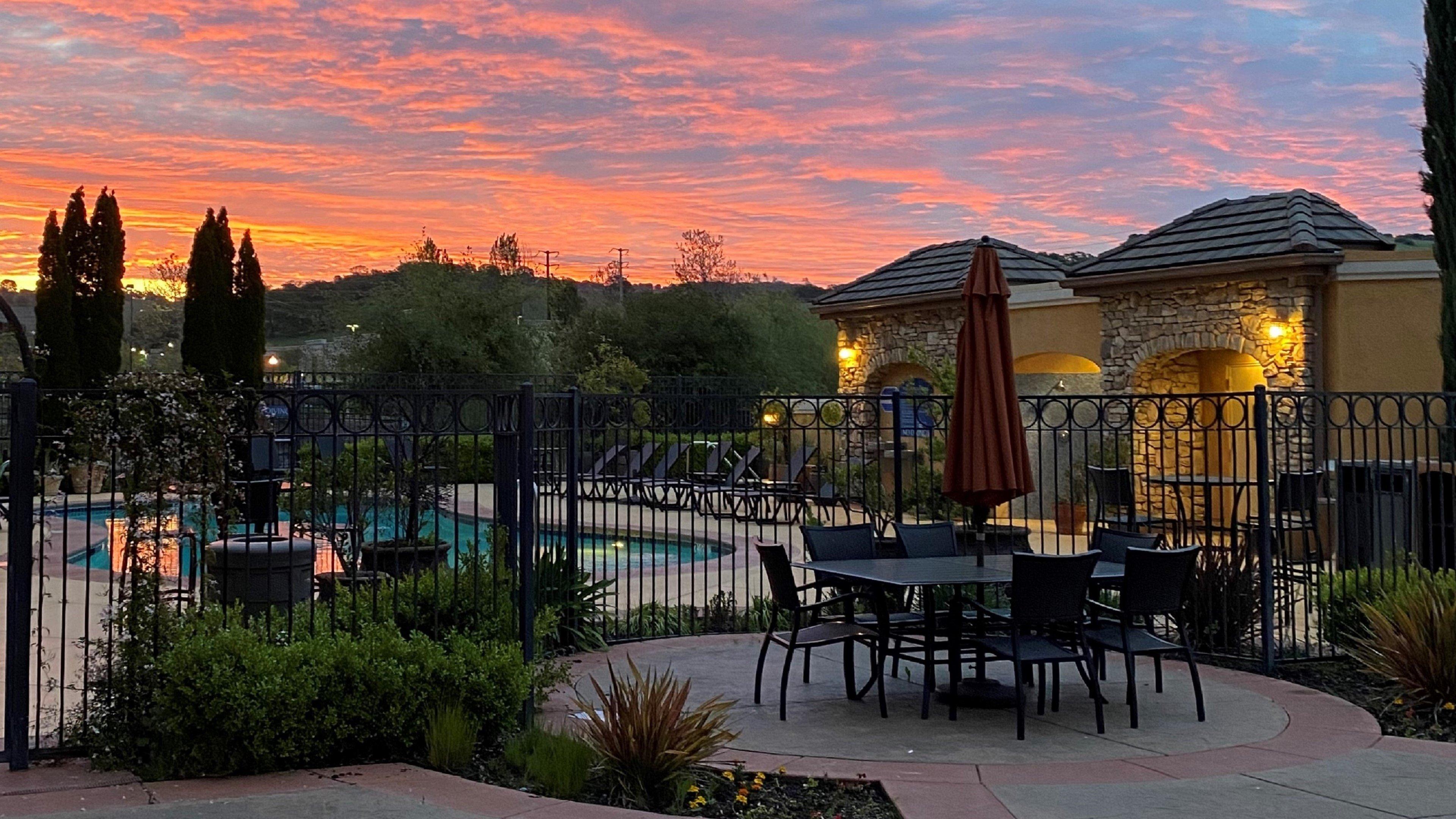 Holiday Inn Express Hotel & Suites El Dorado Hills By Ihg Eksteriør billede